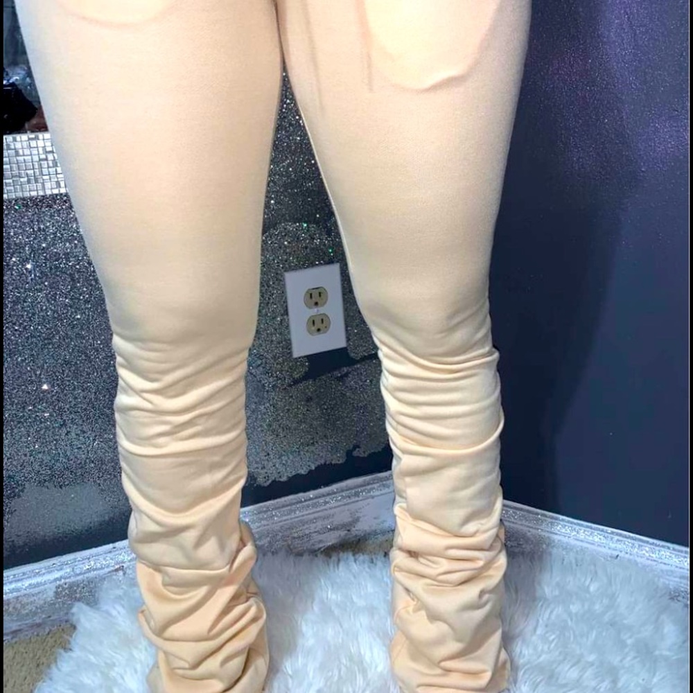 Stacked leggings